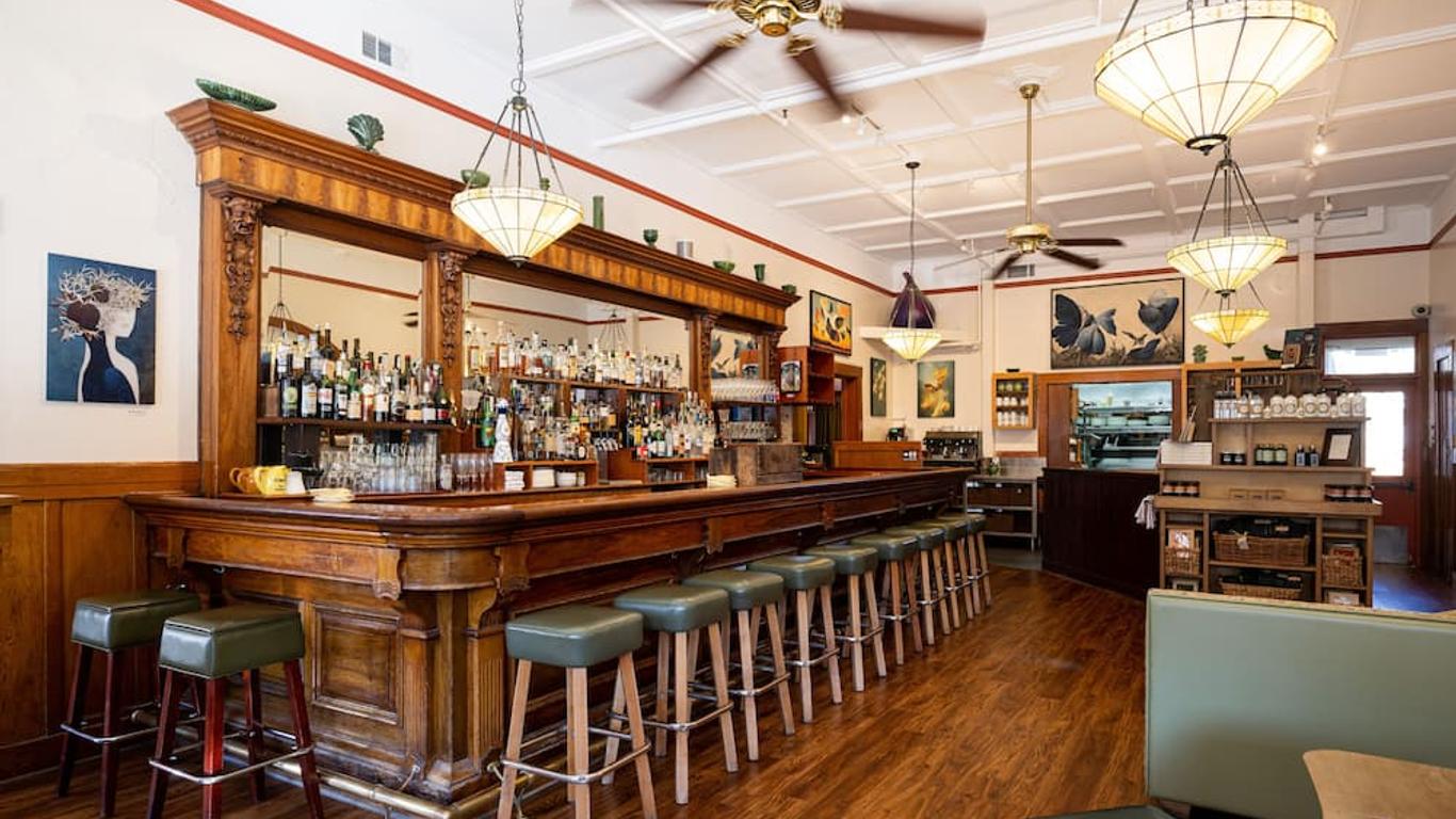 سونوما هوتل