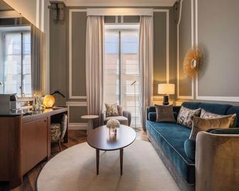Hôtel Les Lumières - Relais & Châteaux - Versailles - Living room