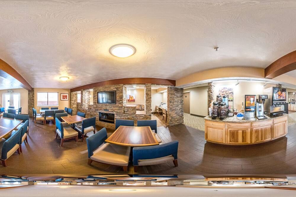 Buffet view of Comfort Inn Green River National Park Area