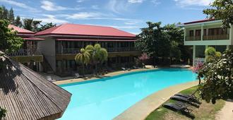 Malapascua Legend Water Sports & Resort - Daanbantayan - Pool