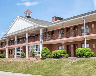 Econo Lodge - Williamsport - Rakennus