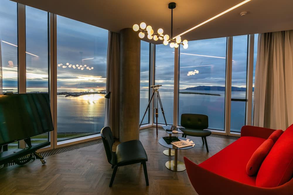 تاور سويتس ريكيافيك - ريكيافيك - غرفة معيشة