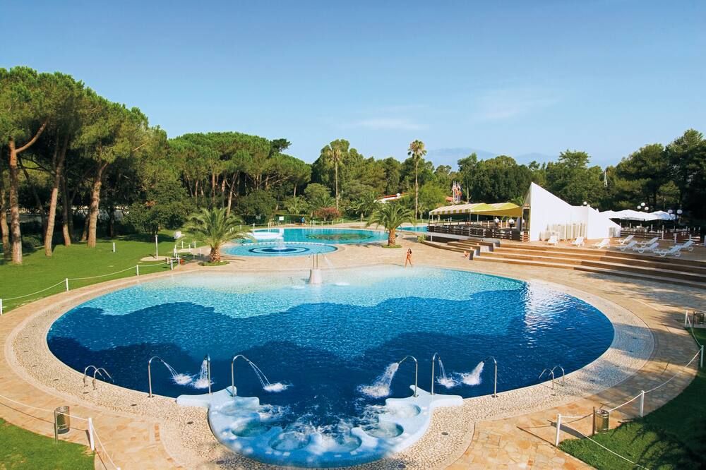 Happy Camp in Camping Baia Domizia - Baia Domizia - Басейн