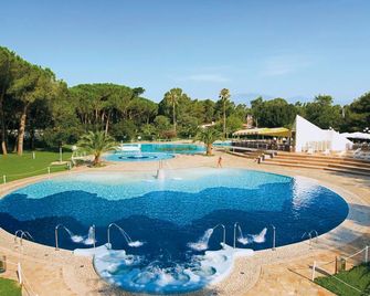 Happy Camp in Camping Baia Domizia - Baia Domizia - Piscina