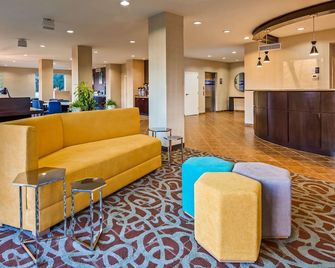 Best Western Dothan Inn & Suites - Дотан - Лоббі