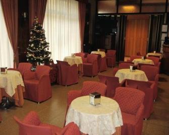 hotel ristorante vittoria - Santhià - Restaurante