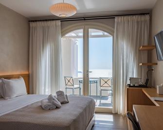 Apeiron Blue Santorini - Sustainable Adults Only 14 Plus - Mesaria - Slaapkamer
