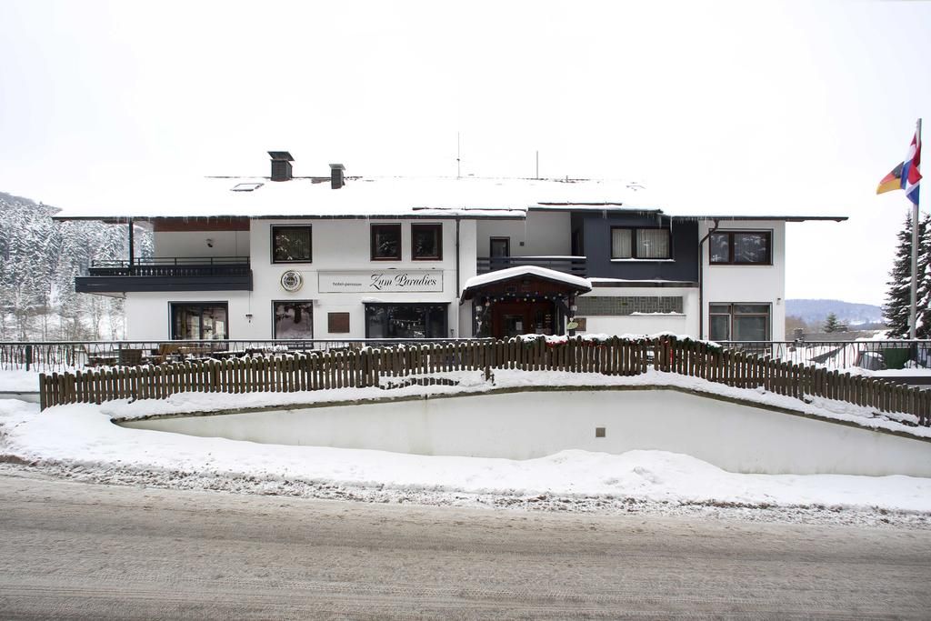 Hotel Pension Zum Paradies Rm 207 R M 4 0 2 Willingen Hesse