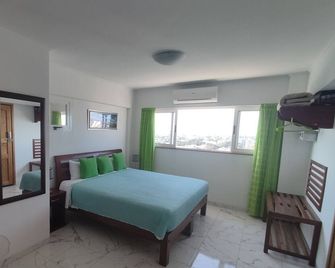 Havana and Sea (Entire Apartment) - Havanna - Schlafzimmer