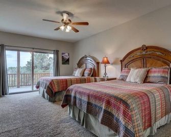Zion Summit. Luxury 7 Bedroom Home. Hike into Zion National Park - Orderville - Habitación