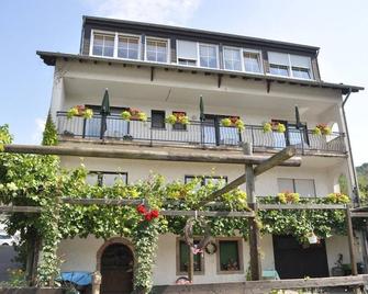 Hotel - Pension Wendland - Wintrich - Gebäude