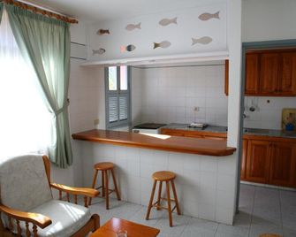 Apartamentos San Sebastián - סן סבסטיאן דה לה גומרה - מטבח
