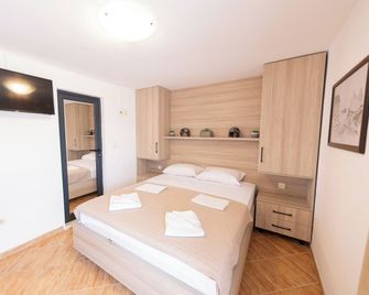 Azzuro apartments Budva - Budva - Bedroom