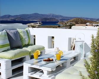 Camara Hotel - Agios Prokopios - Balcony