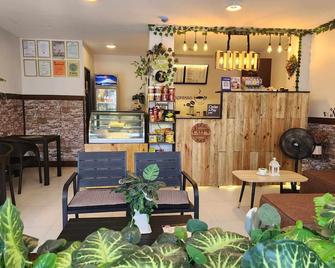 Ralik Hostel - Naga City - Restaurant