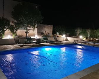 Le Puits de Garival - Tour-de-Faure - Pool