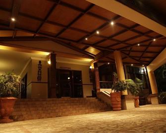 Highgate Hotel - Accra - Building
