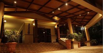 Highgate Hotel - Accra - Building