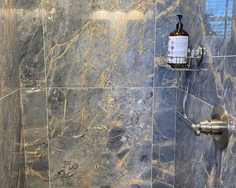 Modern Mountain Hidden Gem in Fairplay - Fairplay - Bathroom