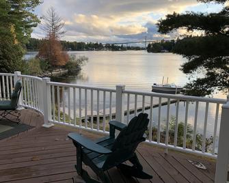 Tranquil, Secluded, Updated Two-Acre Wellesley Island Waterfront, Drive-To Home - Wellesley Island - Balcony