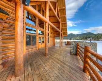 Colorado Dream Vacation!5 min to Lake House!Next to nothing,close to everything! - Evergreen - Balcony