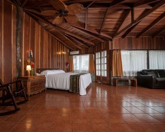 Hotel Arenal Lodge - Fortuna - Slaapkamer