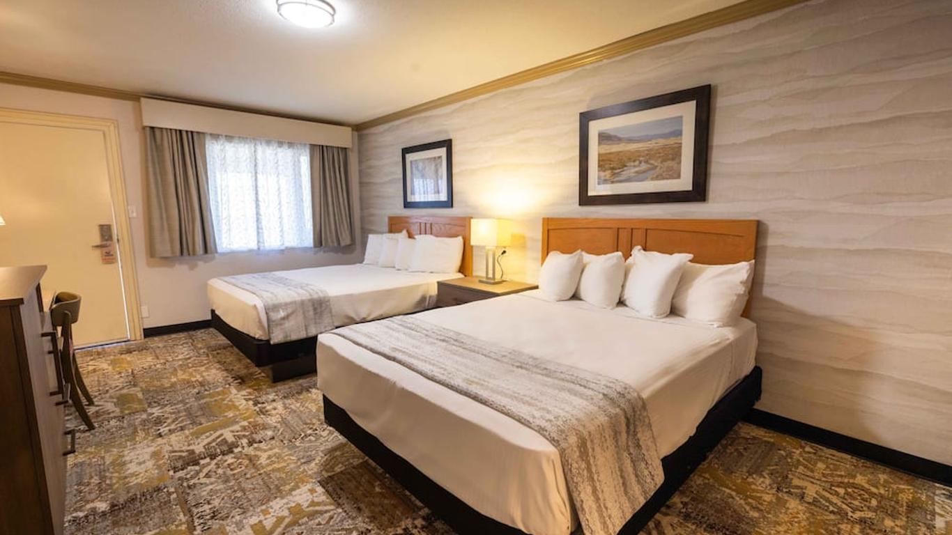 Stovepipe Wells Village