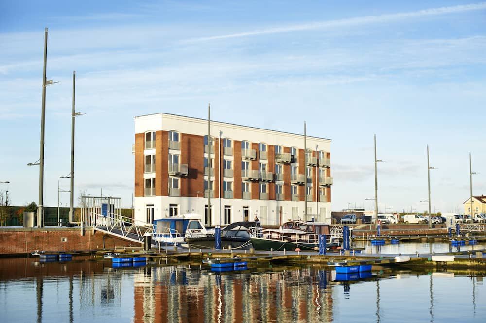 Im-Jaich Hotel Bremerhaven - ברמרהאבן - בניין