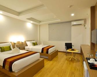 Serene Valley Hotel - Yangon - Bedroom