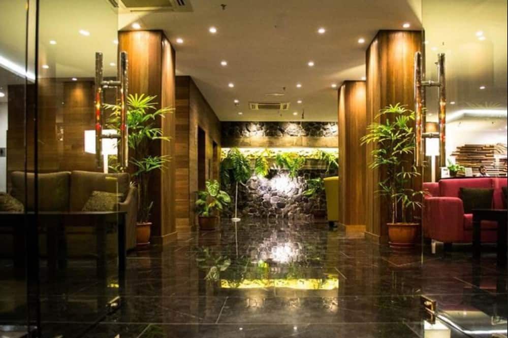 Lazenda Hotel - Labuan - Vestíbul