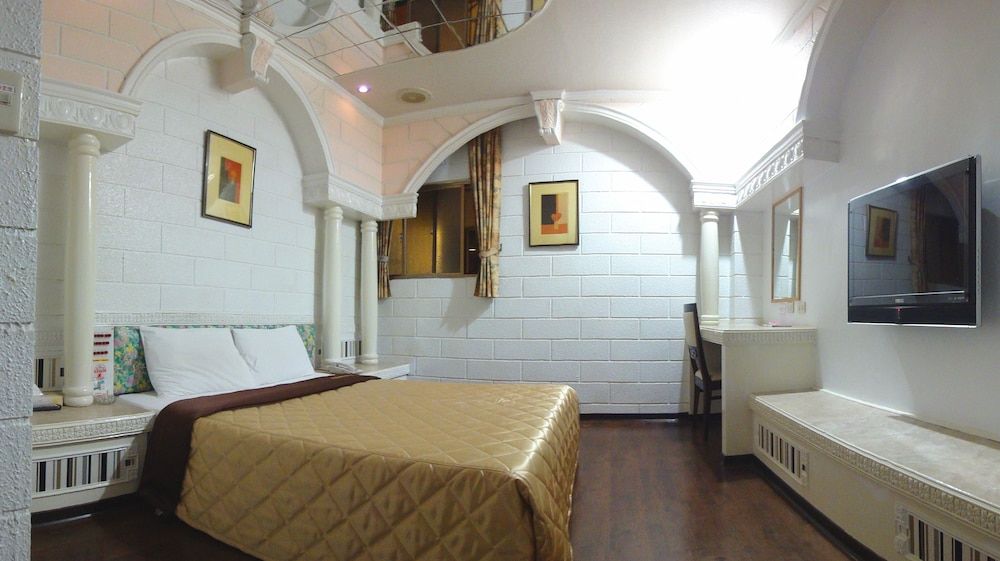 Hua Yue Hotel - Taoyuan City - Soveværelse