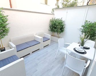 Vento Mare Apartments & Suites-Palau - Palau - Patio