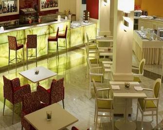 Jr Hotels Oriente Bari - בארי - מסעדה