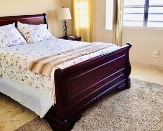 You Dreamt It! Now Make It A Reality, Come Vacation At Jasmine Villas - Saint Thomas Island - Habitación