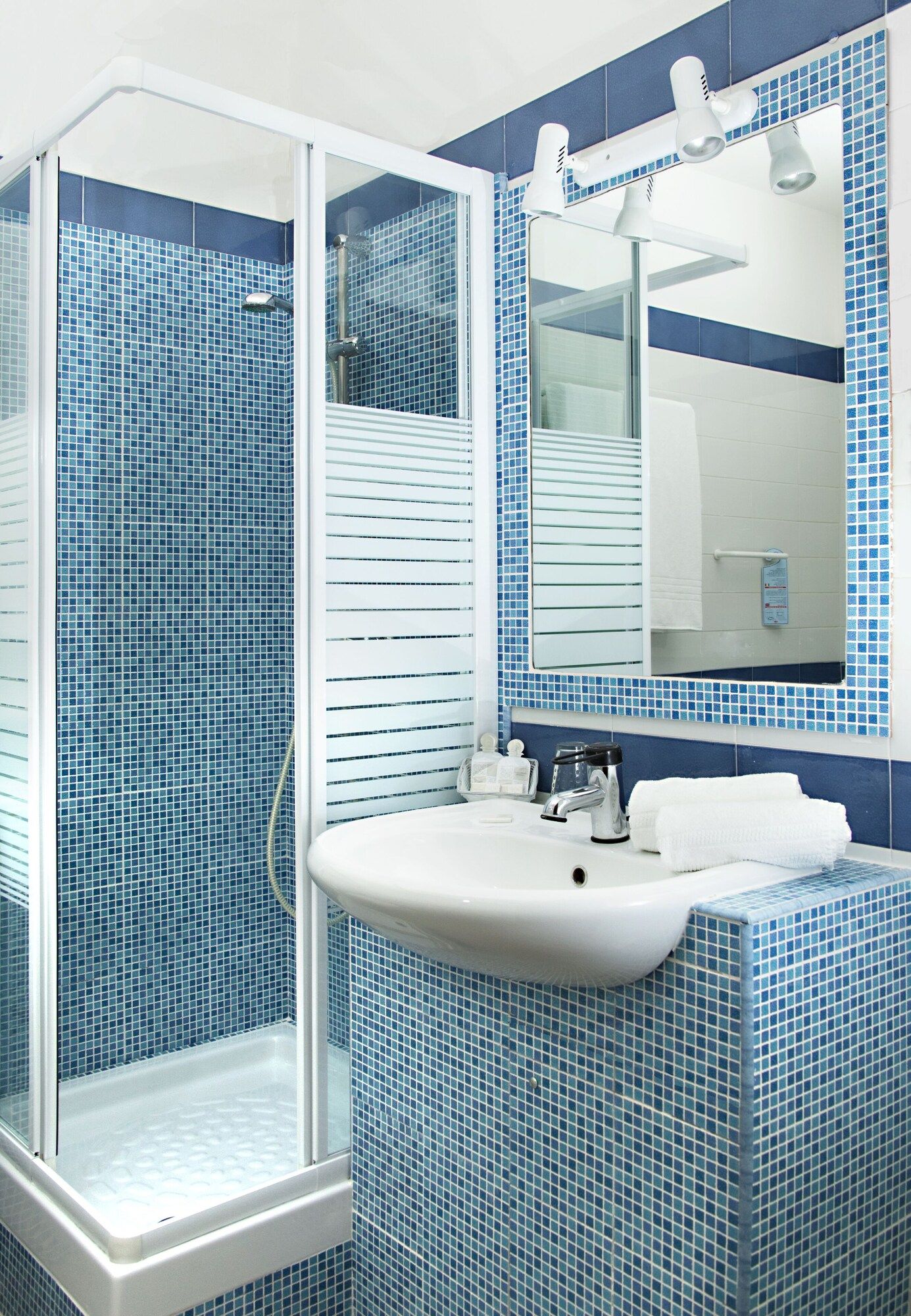 Hotel Bel 3 - Palermo - Bathroom