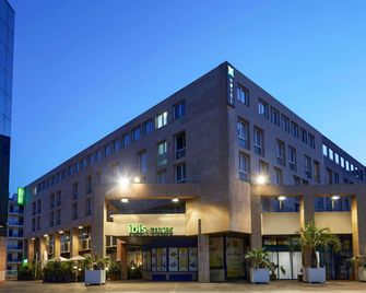 ibis Styles Toulon Centre Port - Toulon - Bygning