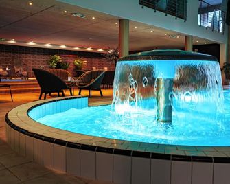 Hotel Viking Aqua Spa & Wellness - Sæby - Pool
