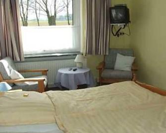 Room 7 double room - Bed & Breakfast behind the North Sea dike - Friedrichskoog - Schlafzimmer