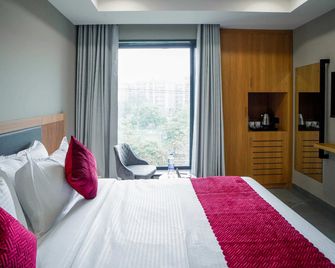 Saltstayz Select - Golf Course Road & Sector 57 - Karnal - Schlafzimmer