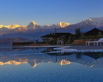 Rupakot Resort - Pokhara - Zwembad