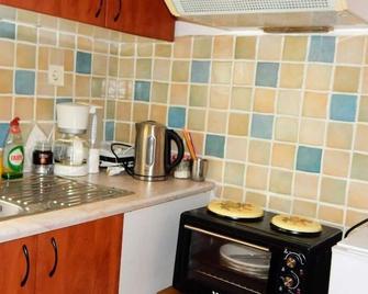 Tripoli Apartments & Rooms - Trípoli - Кухня