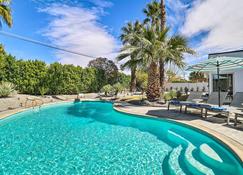 Palm Springs Home with Pool and Mountain Views - Palm Springs - Zwembad