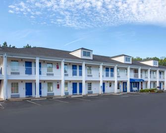 Baymont by Wyndham Greenwood - Greenwood - Gebäude