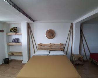Hostal Triangulo Del Cafe - 馬尼薩萊斯