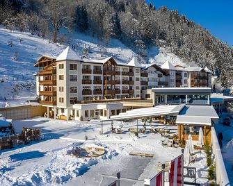 Superior Sport und Familienresort Alpenblick - Zell am See - Gebäude