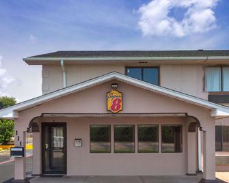 Super 8 by Wyndham Sherman - Sherman - Building
