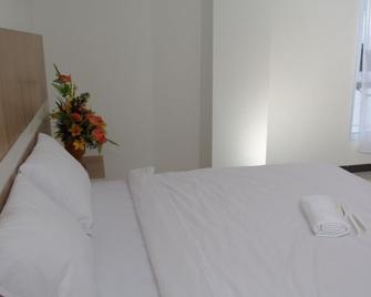 Sakura Manado - Manado - Quarto