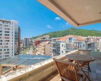 Seaside Rest Apartments - Budva - Balkon
