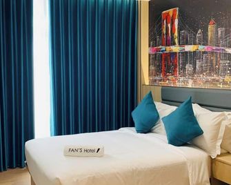 Fan's Hotel Palo - Tacloban City - Schlafzimmer