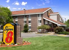 Super 8 by Wyndham Westminster Denver North - Westminster - Κτίριο